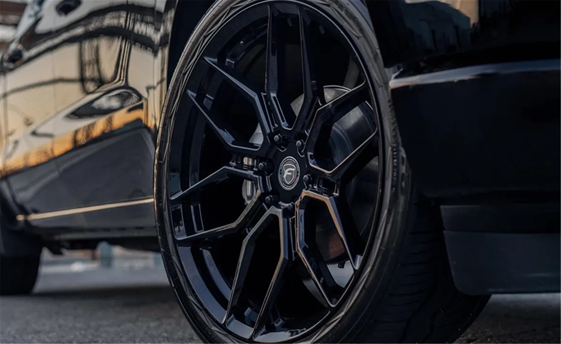 Closeup of a black fittipaldi wheel